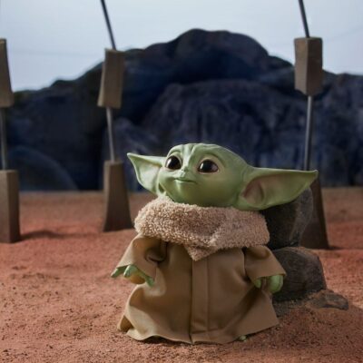 baby yoda igrača