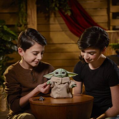 Animatronic Edition Baby Yoda
