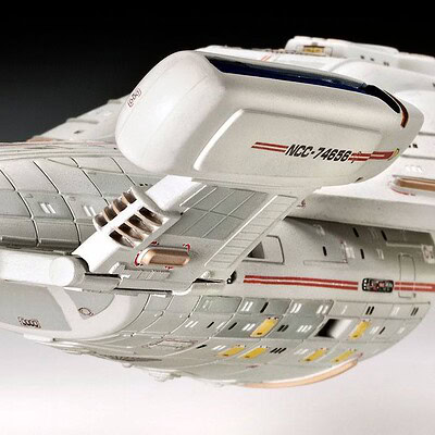 Star Trek Model Kit 1/670 U.S.S. Voyager