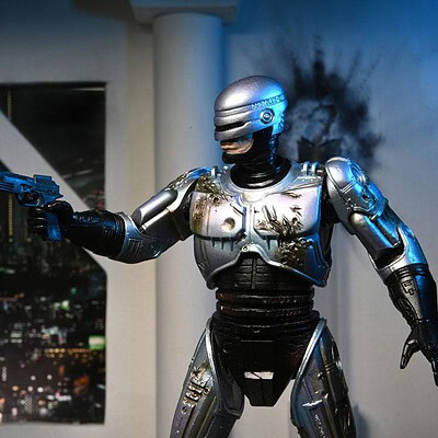 RoboCop Action Figure Ultimate Battle Damaged RoboCop with Chair