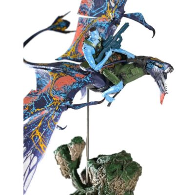 Avatar The Way of Water Recom Quaritch & RDA Banshee front pose ride